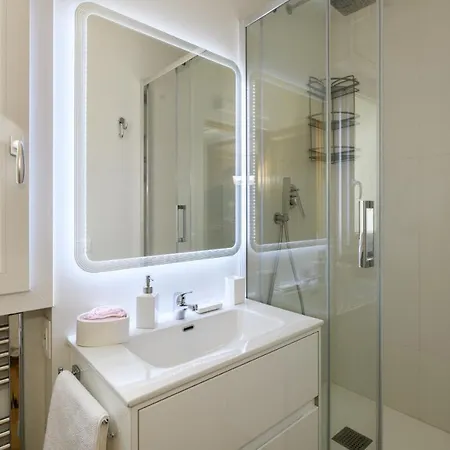 Apartment Rooftop Porretta Citta Giardino Check-in From 3 Pm To 10 Pm Rome